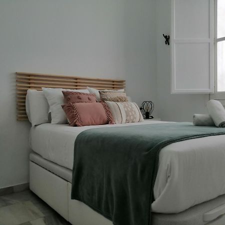 Tourist House Trajano Terraza-Piscina Apartment Севиля Екстериор снимка