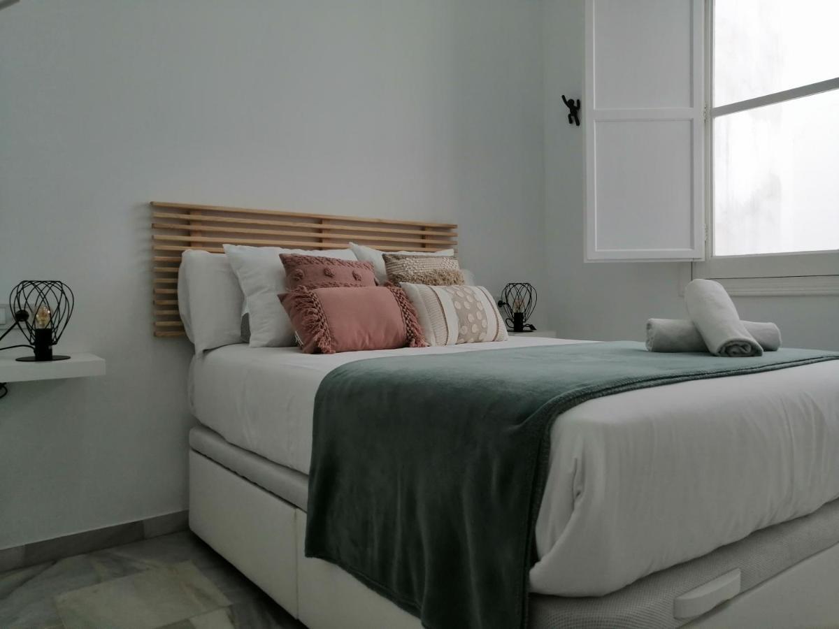 Tourist House Trajano Terraza-Piscina Apartment Севиля Екстериор снимка