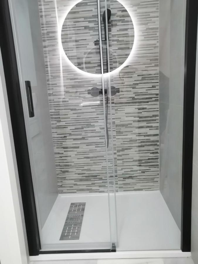 Tourist House Trajano Terraza-Piscina Apartment Севиля Екстериор снимка